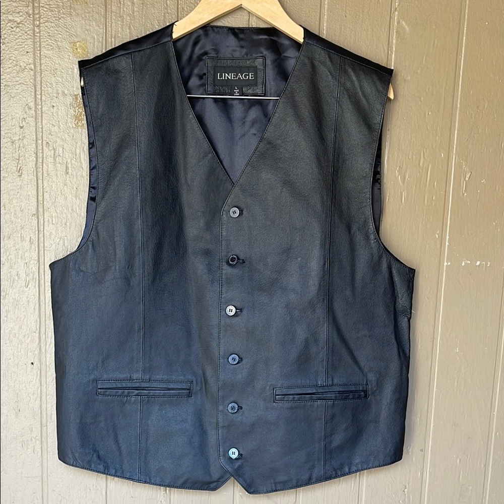 Lineage men’s Black Leather Vest